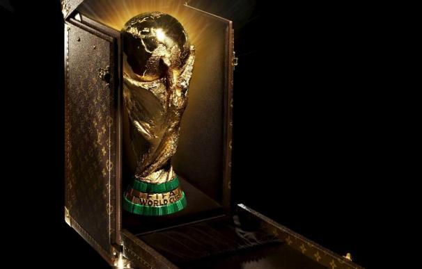 La Copa del Mundo viajará en una lujosa maleta francesa