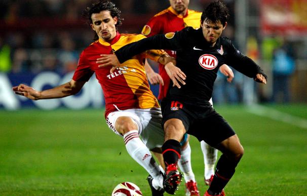 El Valencia acuerda fichaje de turco Mehmet Topal con el Galatasaray
