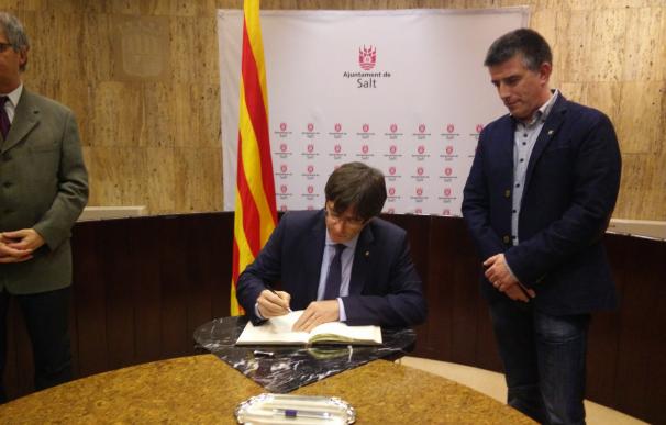 Carles Puigdemont visita Girona y se reúne con alcaldes de la zona