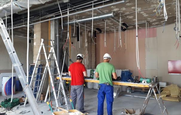 El Hospital Infanta Elena acelera las obras de reforma durante el verano para mejorar sus infraestructuras
