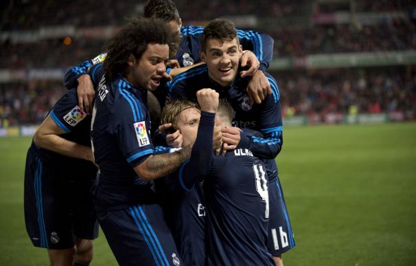 Luka Modric anotó un golazo en el último minuto. / AFP