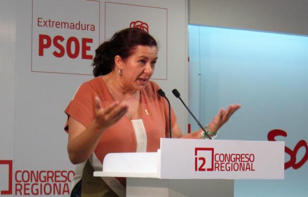 Eva Pérez felicita a Vara y se pone a su disposición al frente de un partido que sale "más fortalecido que nunca"