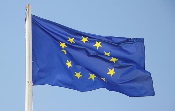 La UE impondrá sanciones este lunes a 16 altos mandos y científicos sirios por uso de armas químicas
