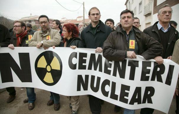 Antinucleares piden a los partidos que incluyan el no al ATC en sus programas