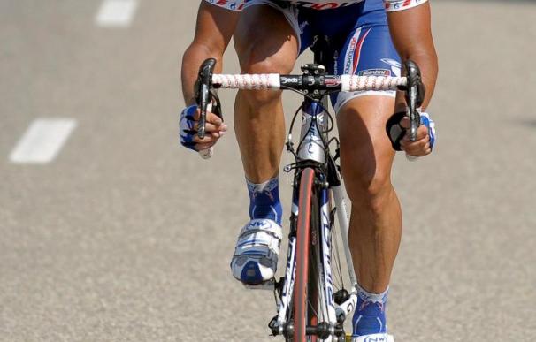 El ruso Ignatiev gana la sexta etapa de la Tirreno-Adriático, el italiano Scarponi sigue líder