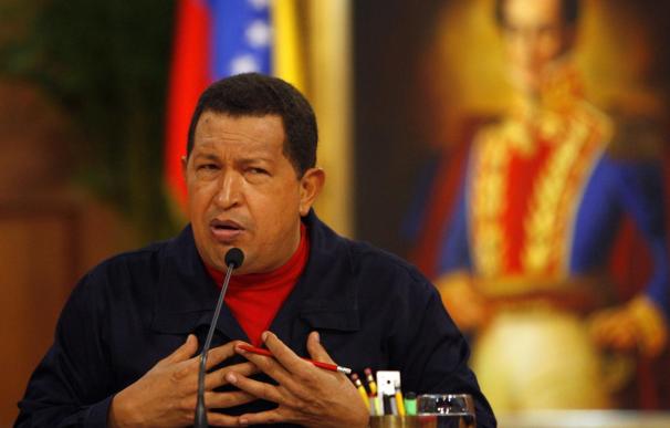 Chávez le dice a Zapatero que si quiere explicaciones se las pida a Moratinos