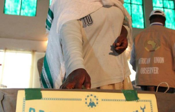 Largas colas desde primera hora para votar en las elecciones etíopes
