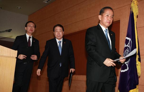 Seúl corta los lazos comerciales con Pyongyang y pide disculpas tras el ataque