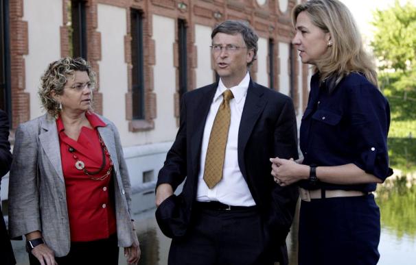 Bill Gates pide al Gobierno que vuelva a "tomar el tren de la ayuda" al desarrollo