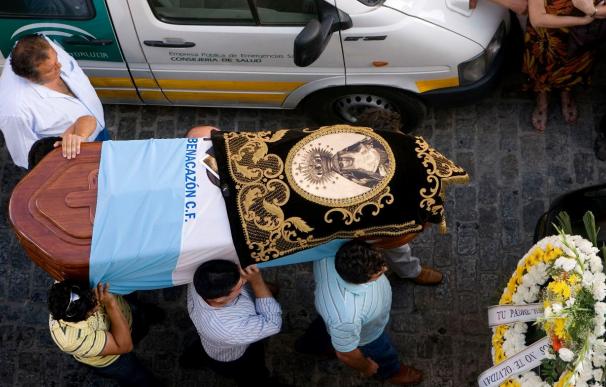 Multitudinario funeral por cuatro de las cinco víctimas de la explosión en una pirotecnia
