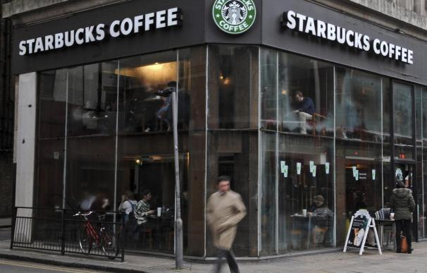Starbucks subvencionará estudios universitarios para sus empleados