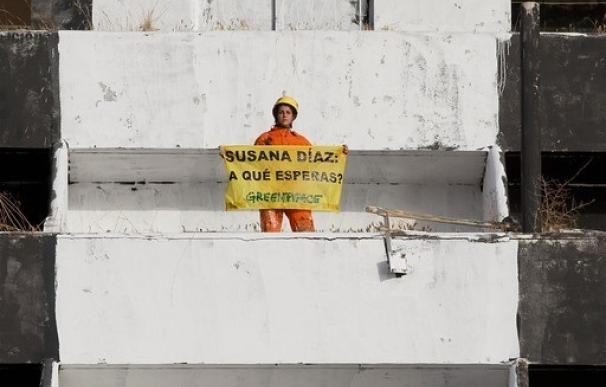 Greenpeace: La Junta "no parece interesada en que desaparezca" el Algarrobico "pero ya no tiene excusa"
