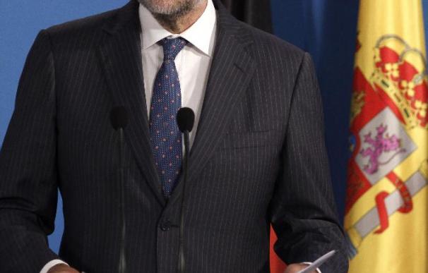 Rajoy espera que la UE acuerde cargos y allanar camino a Cañete y De Guindos