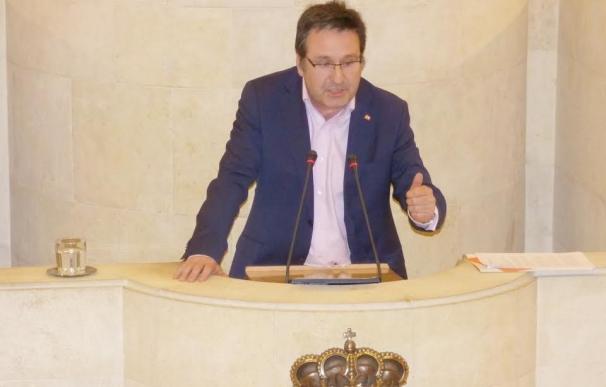 Carrancio desmiente a Gómez (Cs) y niega que vaya a cobrar 12.000 euros al mes en el Parlamento