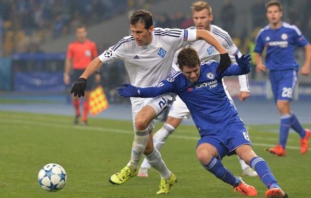 La UEFA investiga un ataque racista a cuatro aficionados del Dimano de Kiev en el partido ante el Chelsea / Getty Images