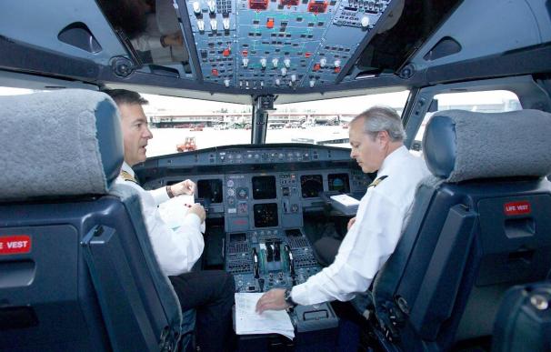 Los pilotos de Iberia autorizan a Sepla para convocar huelga sin necesidad de convocar una asamblea
