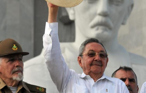 Raúl Castro se reúne con las autoridades de la Iglesia Católica cubana