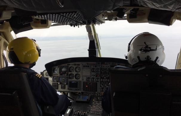 El helicóptero de Cantabria se suma a la búsqueda del pescador desaparecido en Lekeitio
