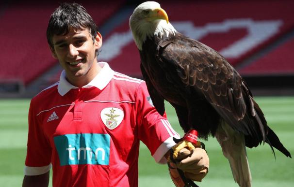 Salvio dice que llega al Benfica para triunfar