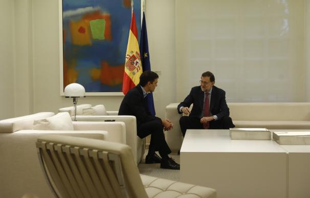 Termina la reunión entre Rajoy y Sánchez en el Palacio de la Moncloa, que ha durado dos horas y media