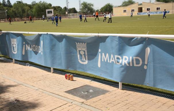 El Ayuntamiento invertirá más de 4,8 millones de euros en renovar 15 campos de fútbol de la ciudad