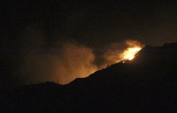 El incendio de Boiro ya ha calcinado 450 hectáreas, según Medio Rural