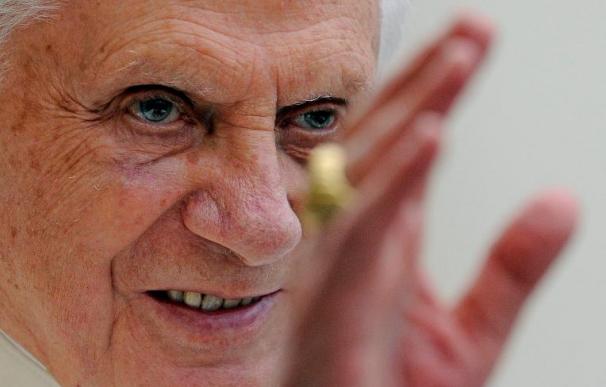 El Vaticano aceptará la dimisión del obispo alemán sospechoso de pederastia, según la prensa
