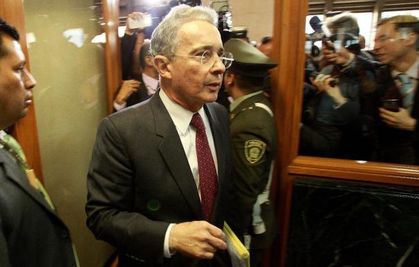 Santos afirma que el Gobierno de Uribe intentó negociar con las FARC en Brasil