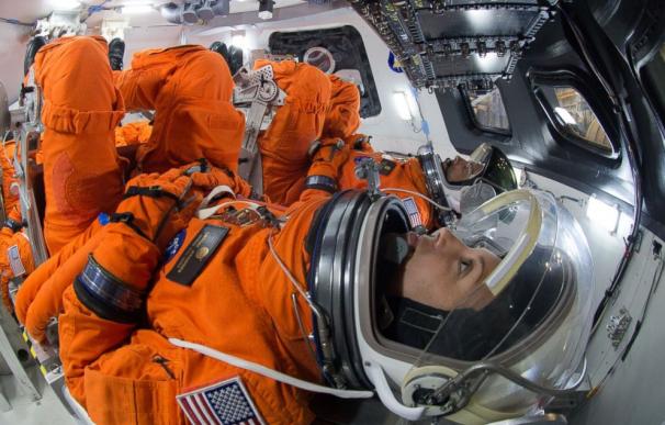 Un astronauta de la NASA probando la cápsula Orion el pasado agosto