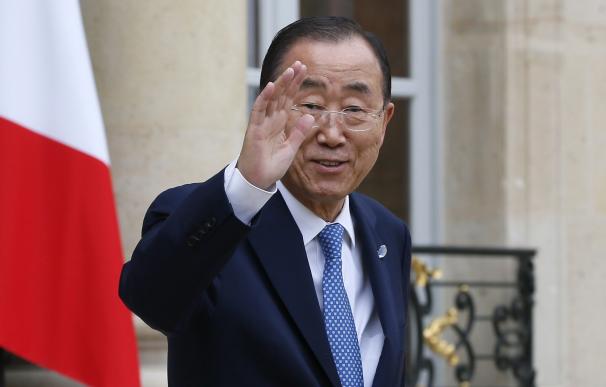 United Nations Secretary General Ban Ki-Moon gestu