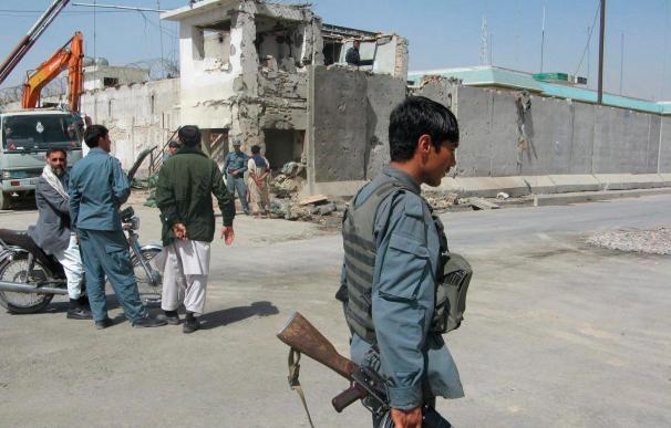 La Policía afgana mata a dos mujeres que planeaban un ataque suicida contra una ONG