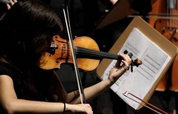 La Orquesta de cuerdas de la Jorcam interpreta clásicos de Mozart, Vivaldi, Brahms y Grieg en Teatros del Canal