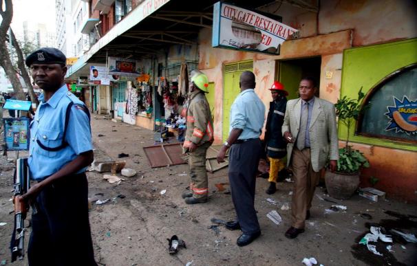 Al menos tres muertos y setenta heridos por dos explosiones en Nairobi durante una manifestación