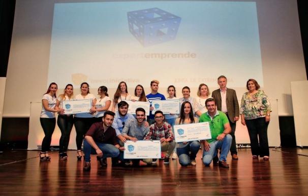 Los alumnos extremeños de FP ganadores de 'Expertemprende' conocen otras experiencias innovadoras en Andalucía