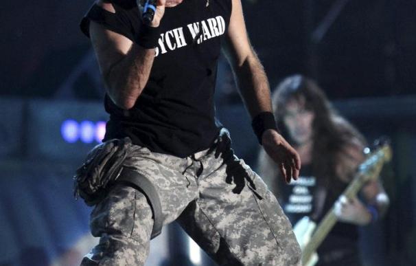 Iron Maiden logra su cuarto número 1 en el Reino Unido en 35 años de carrera
