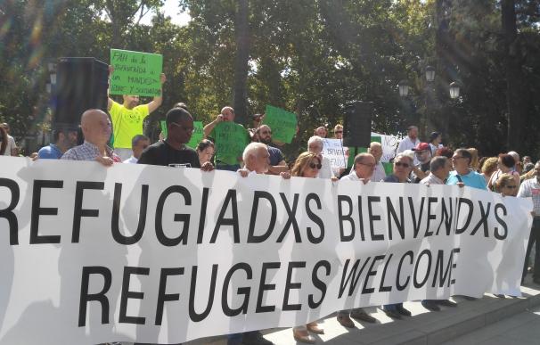 Cientos de personas se concentran para reclamar políticas "a la altura de la crisis migratoria y de refugiados"