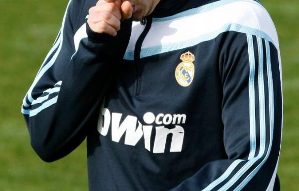 Benzema se incorpora al grupo y Sergio Ramos trabaja junto a los lesionados del Real Madrid