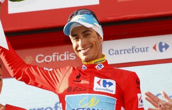 Ciclismo/Vuelta.- Aru, virtual ganador de La Vuelta por delante de 'Purito'