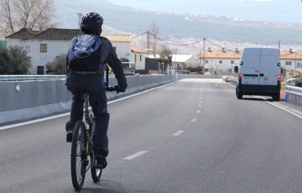 Una campaña señalizará las carreteras extremeñas más usadas por ciclistas y determinará los puntos negros en ciudad