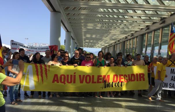 La plataforma Avançam reclama que las instituciones baleares gestionen el aeropuerto de Palma