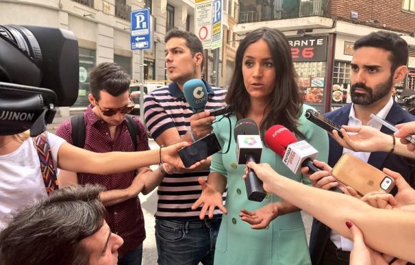 Villacís dice que restar carriles al coche en Atocha "atrofia" la ciudad y lo ve "pérdida de tiempo"