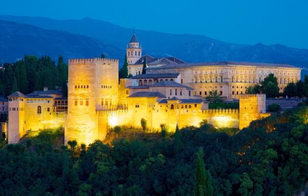 Podemos defiende el jueves en el Parlamento un nuevo modelo de gestión del Patronato de la Alhambra