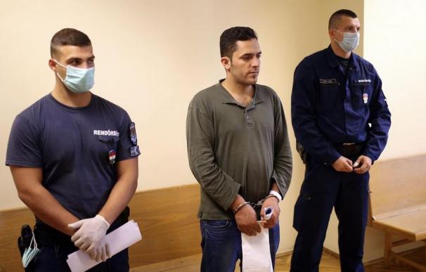 Un iraquí, el primer condenado en Hungría por entrar de manera ilegal