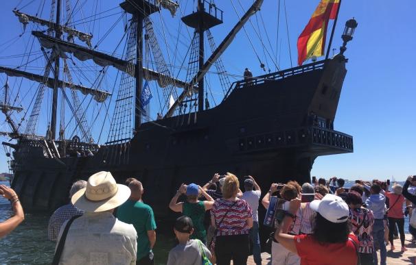 Más de 22.000 personas suben a bordo del Galeón Andalucía en Boston