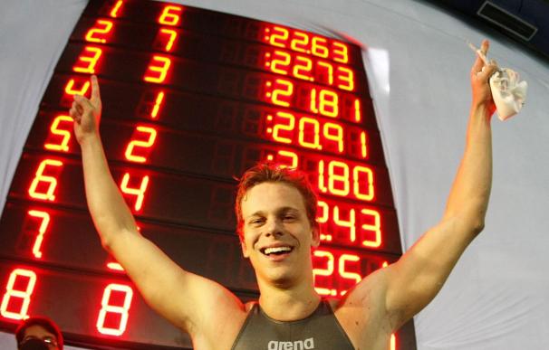 El nadador brasileño César Cielo, Trofeo Comunidad Iberoamericana