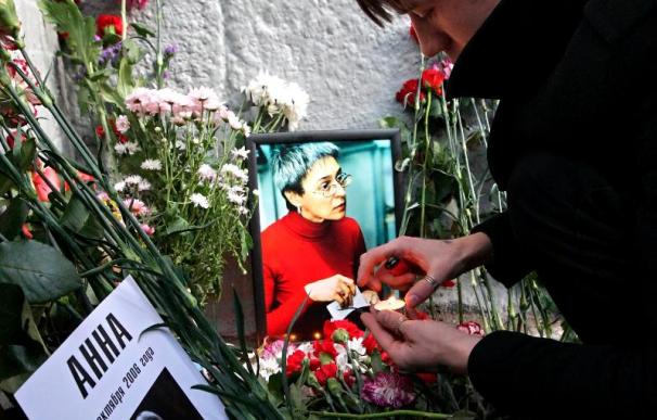 Prolongan hasta septiembre la investigación sobre asesinato de Politkóvskaya