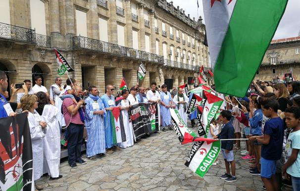 Una concentración en Santiago pide que España asuma su "responsabilidad" con los presos políticos del Sáhara Occidental