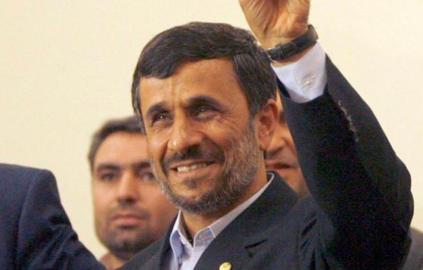 Ahmadineyad viaja esta semana a Pekín para tratar la polémica nuclear
