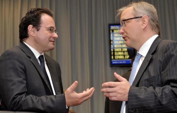 La UE, el BCE y el FMI inspeccionan en Atenas el nuevo paquete de medidas de ahorro