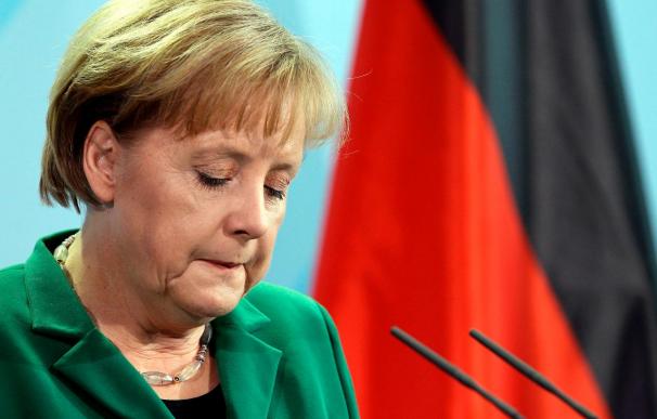 La canciller alemana busca presidente en medio de la crisis y en horas bajas de popularidad